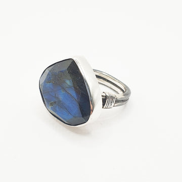 Labradorite Ring