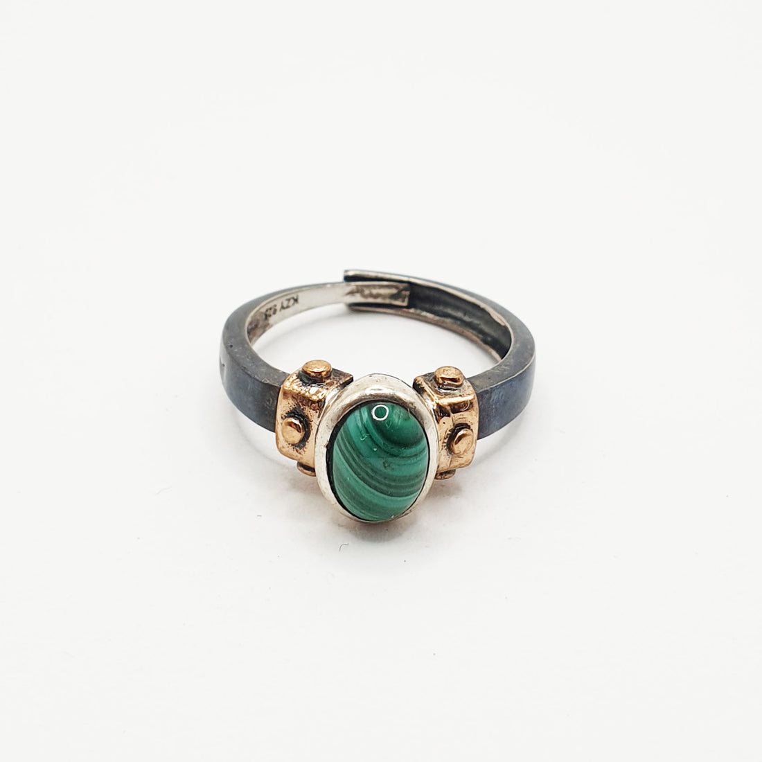 Hera Ring