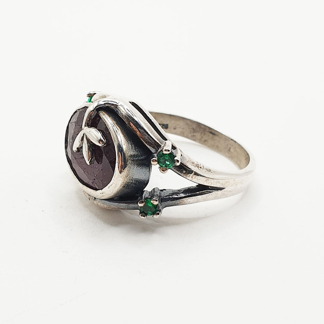 Ivy Ring