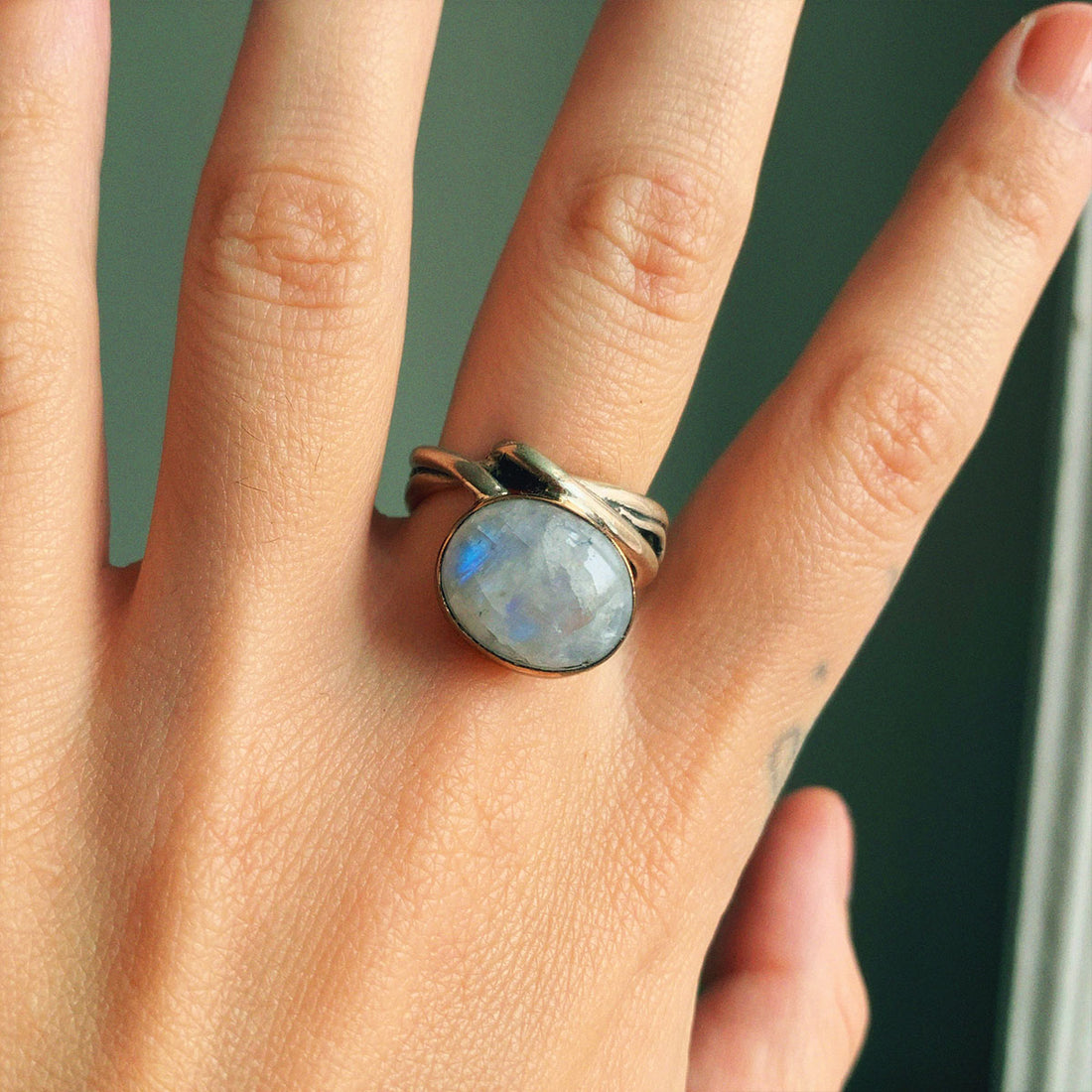 Luna Ring